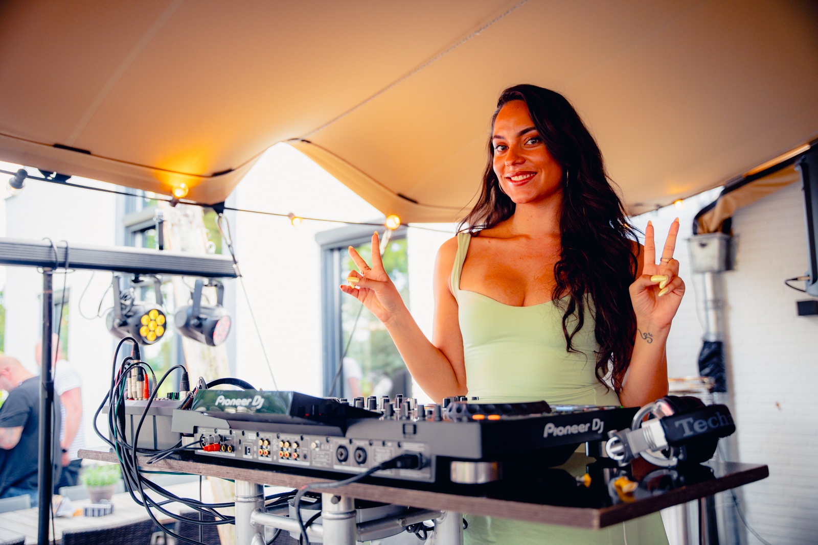 Flatline x StreetGasm Rooftop BBQ party, sfeerimpressie 4.